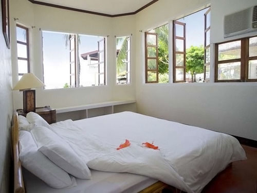 Paras Beach Resort Naasag Exterior photo